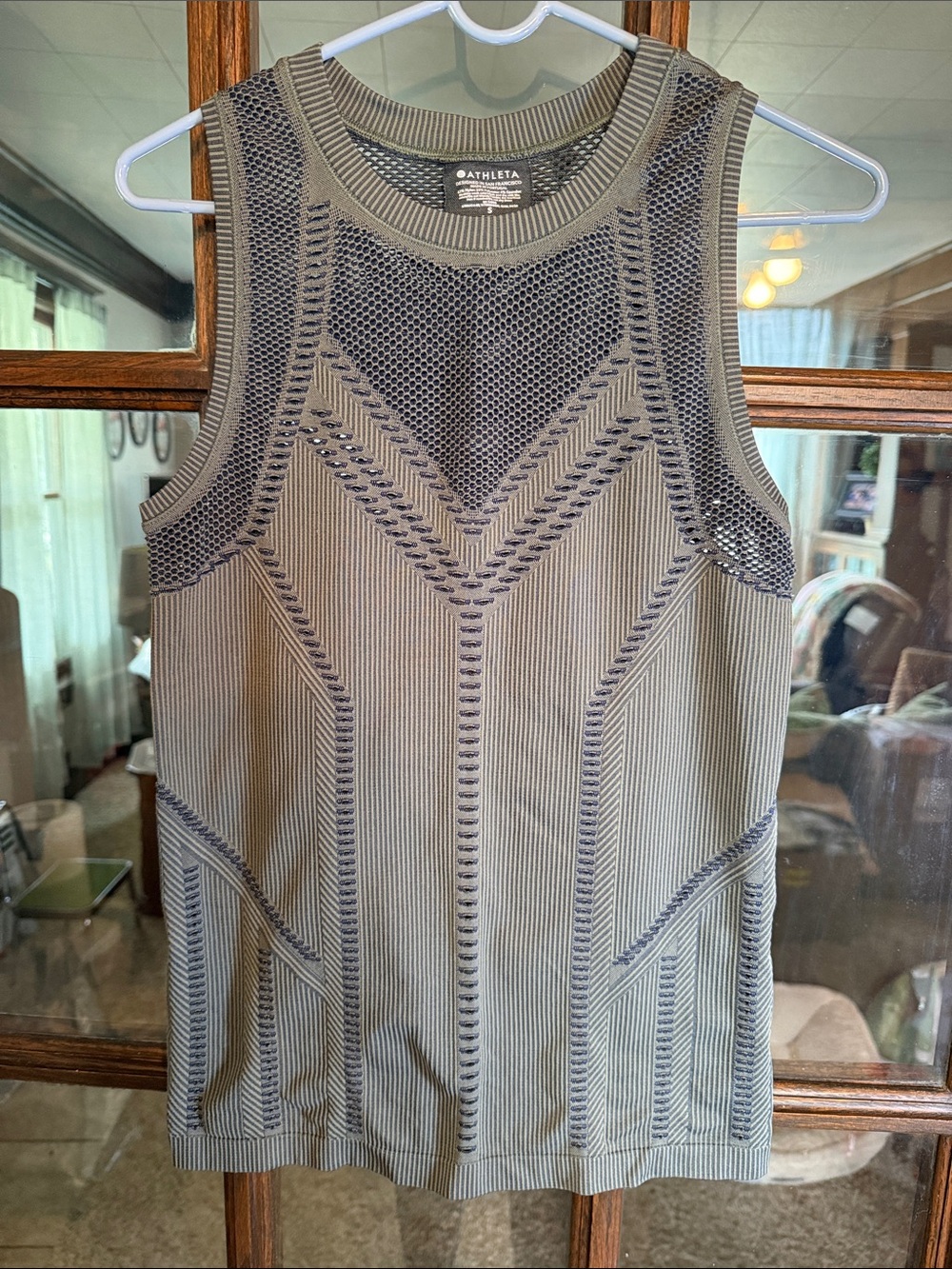Athleta Momentum Tank Olive Green Grey Seamless Mesh Performance Top S Gorpcore